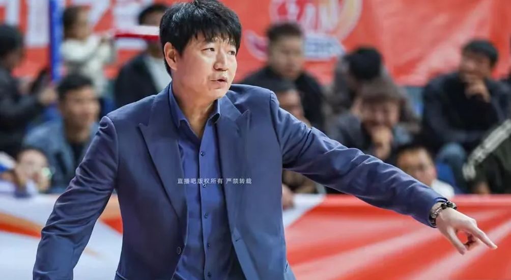 小牛队士气高昂，整体实力展现强大威力狂扫对手的简单介绍